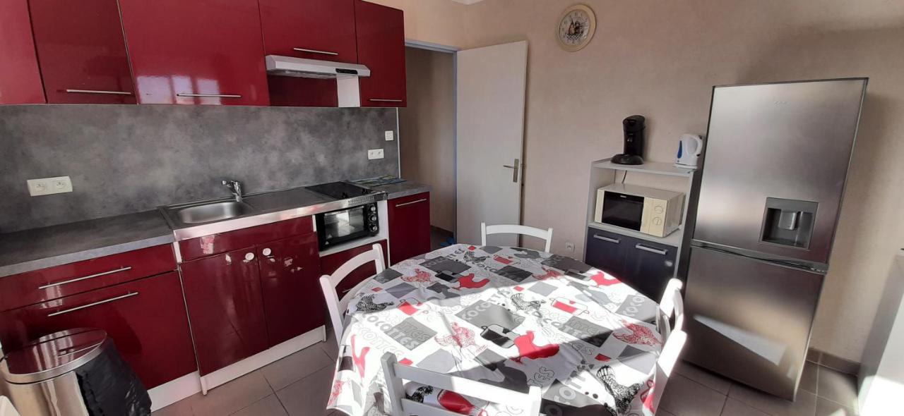 Le Miramar Appartement Face A La Mer - Balcon - Clim Saint-Cyprien  Buitenkant foto